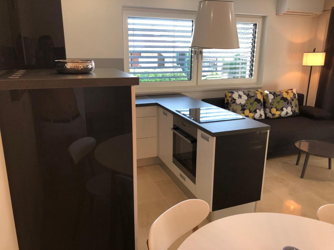 Apartments Svetec ヴィル エクステリア 写真